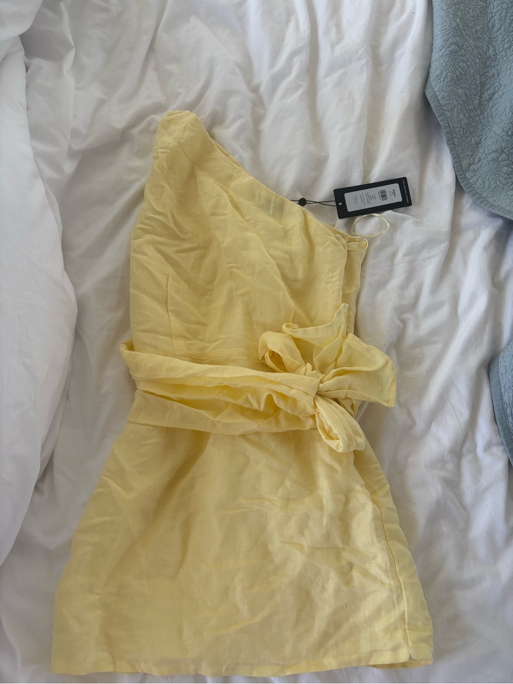 Yellow One-Shoulder Tie-Waist Dress -